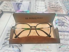 -潘多拉眼镜·蔡司依视路明月(潘家园店)