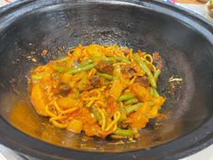 -山河屯铁锅炖(哈西站店)