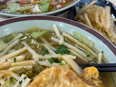 -龙记桂林米粉(财满街店)