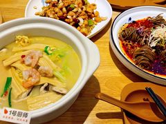 -小六汤包·西安老字号·中华名小吃(高新四路店)