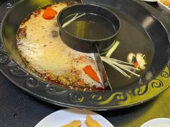 -九宫格老灶火锅
