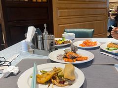 -安徽饭店·白鹭阁自助餐厅(梅山路店)