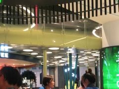 大堂-星巴克(七宝领展广场1F店)