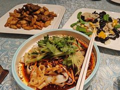 -巴扎美食·新疆菜·西域歌舞表演餐厅(新疆大厦店)