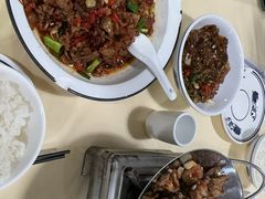 -笨罗卜浏阳菜馆(太平街店)
