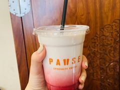 红丝绒拿铁-PAUSE(恒大广场店)