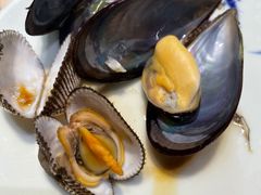 海虹-船梆煮•蒸汽海鲜·炉火烤肉(五四广场店)