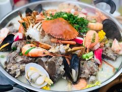 招牌海鲜骨煲-凤城康记饭店