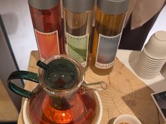 -théATRE 茶聚场(王府中環店)