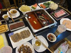 -百年川椒重庆老火锅(光谷店)