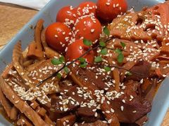 -蜜桃餐厅·伴山(湖滨商业街店)