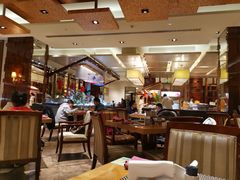 大堂-盛宴标帜西餐厅龙虾.鲍鱼•牛排(重庆喜来登大酒店)