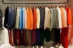-优刻西服西装定制(金轮国际广场店)