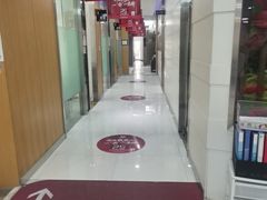 -雅悦齿科(顾村公园店)