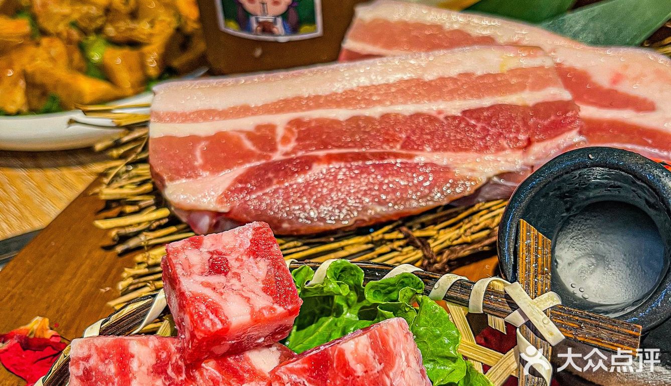 9.9r一支进口啤酒⁉️雅莉家烤肉带你实现啤酒自由
