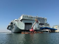 -泰达航母主题公园