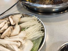 -憨铁匠老火锅(龙岗万科里店)