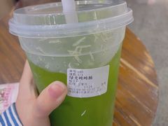 绿光吨吨桶-桂桂茶(万嘉广场店)