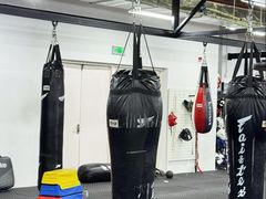 -FIGHTMAN格斗俱乐部(长宁临空店)