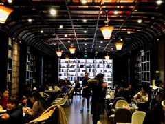 -钟书阁(松江泰晤士小镇店)