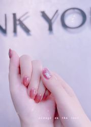 -Pink You美甲洗眉纹绣定制中心