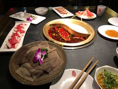 -怡品川宇火锅(宝立方店)