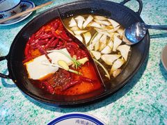 -鸿姐老火锅(疁城新天地店)