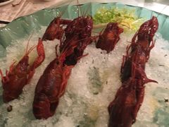 -品悦酒店(三林古镇店)