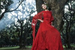 欧美时尚-巴黎婚纱摄影工作室