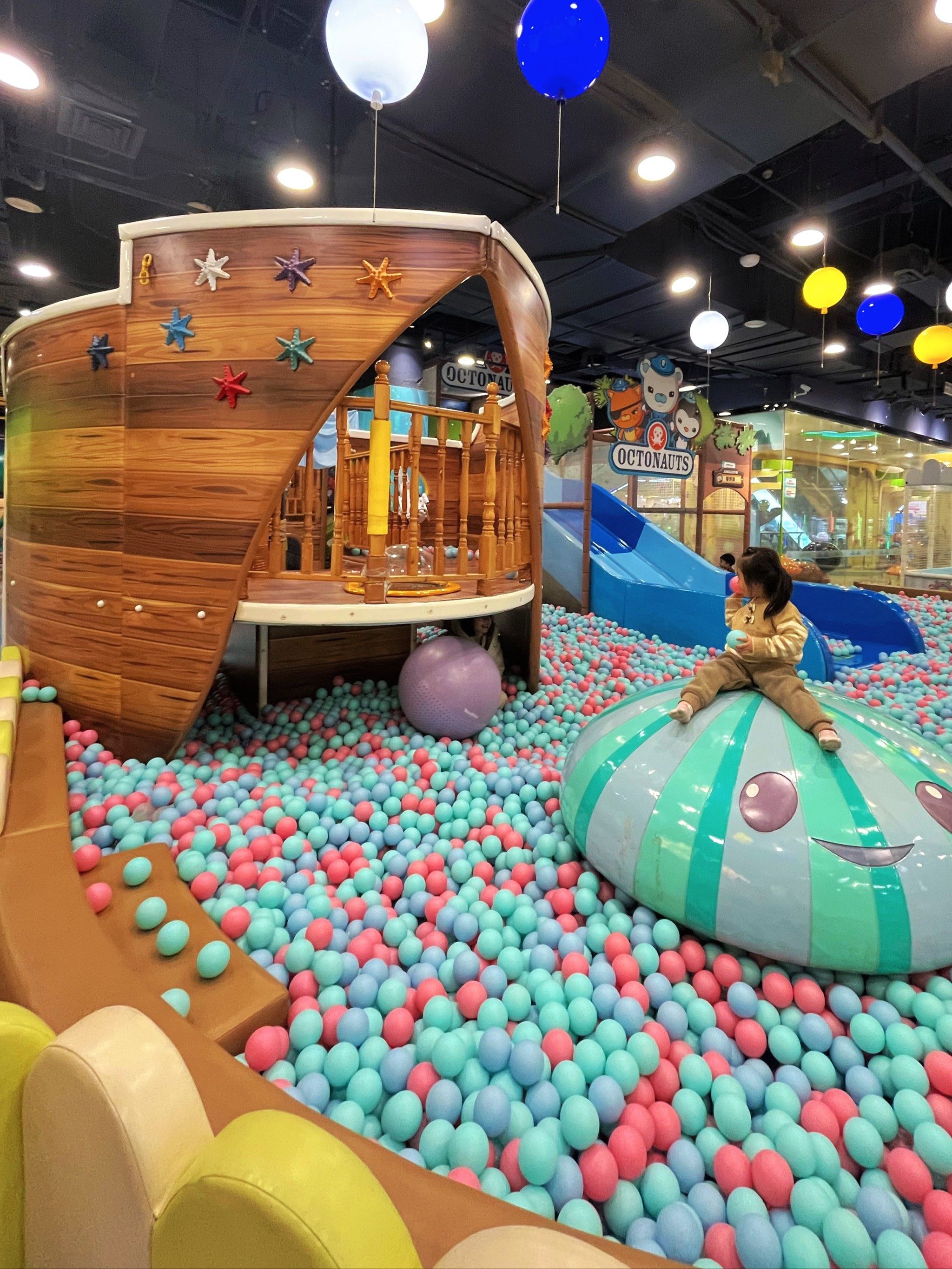 孩子们最爱的海底小纵队主题淘气堡