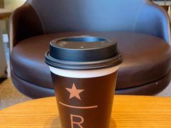 -星巴克臻选(上海合生汇1F店)