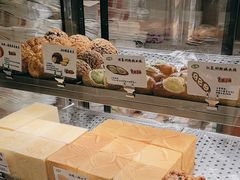 -君之狮子山·轻糖烘焙(松江印象城店)