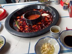 -爱你您·自家鱼塘·活水喷泉鱼火锅(八里店)