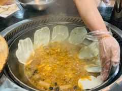 锅贴-三里屯土灶炖公鸡地锅鸡(江东店)