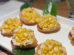 金枪鱼玉米粒配烤面包-C'è Amore爱意(亿合城店)