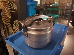 百岁牛骨头汤-龚印记牛骨牛杂屋·四代传承(珠影星光城店)