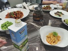 -南京悦客假日酒店