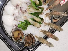 -红鼎豆捞·非遗鲍皇汤火锅(宝丰路店)