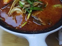 -碗主炭烧米线(交大二村店)