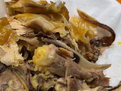 头上红煨盐鸡-头上红煨盐鸡·非遗院子餐厅
