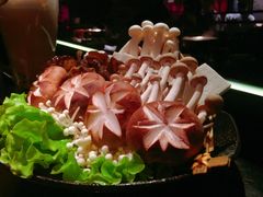 -湊湊火锅·茶憩(新中关购物中心店)