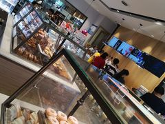 面包甜点陈列柜-巴黎贝甜(大宁国际商业广场店)