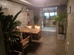 -HIGH FIVE哈福手工汉堡(桂林路店)