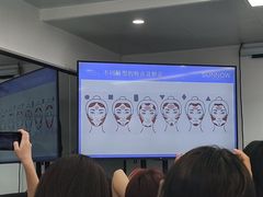 -首脑美容美发化妆美甲培训学校(长沙校区)