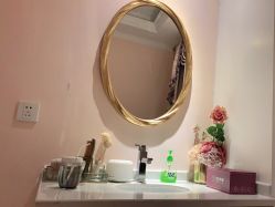 -蕾蕾美颜美容美体