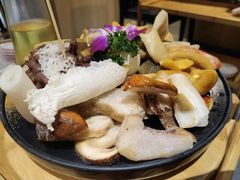 -一朵菌·野生菌探索家火锅(南亚店)