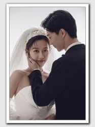 -雪中彩影婚纱摄影·微光艺术中心