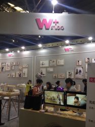 点击看大图 韩国WPlus儿童摄影工作室-WPlus明星肖像亲子全家福摄影