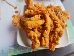 -楠柏弯休闲山庄(梨花溪店)