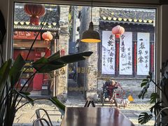 -红小姐咖啡馆(西津渡店)